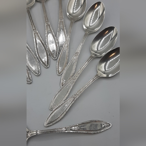 Antique Coronet Mystic 1881 Rogers A1 4 Teaspoons 6 Tablespoons & Sugar Spoon - Picture 4 of 7
